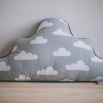 Polštář ve tvaru Mraku, Clouds šedý
