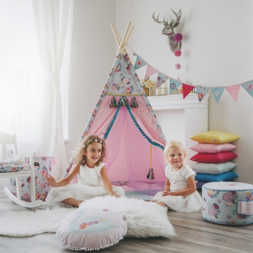 Teepee Bohemian chic Flowers