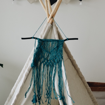 Velká macramé dekorace se střapci, Peacock