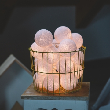 Cotton Ball Lights, kolekce Pure